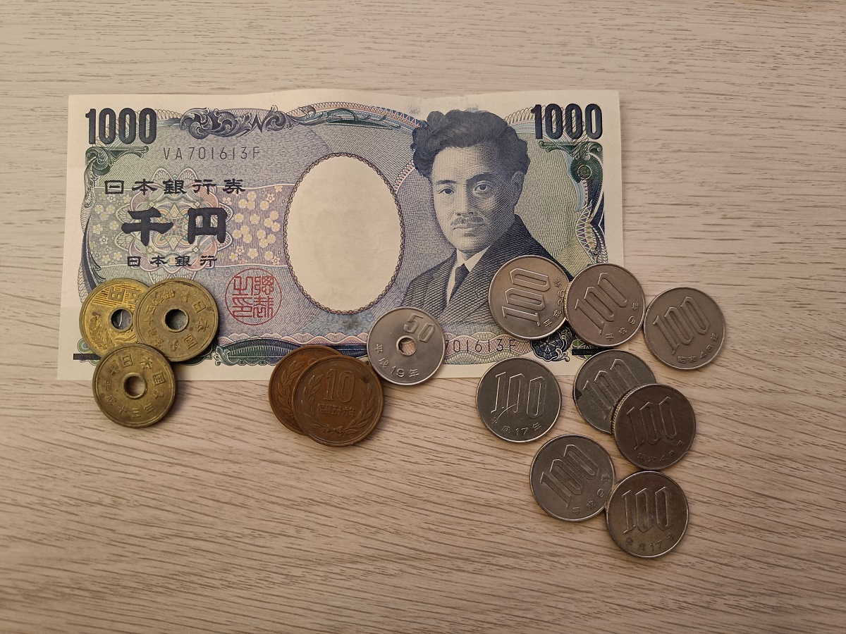 Cash in Japan